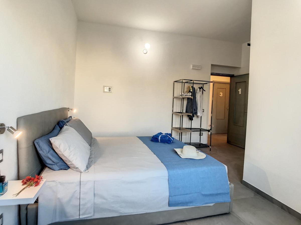 Il Bed And Breakfast Al Centro Castelsardo Exterior foto